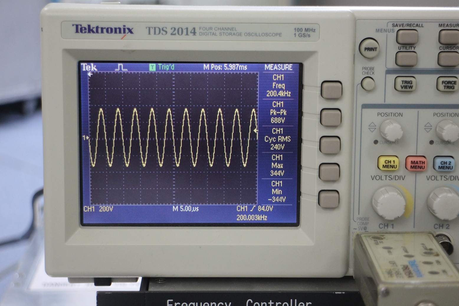 NL3B50-200K-01 3kW 200KHz Generator