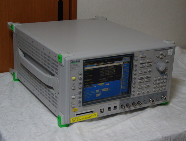 MT8820A/01/02Radio Communication Analyzer