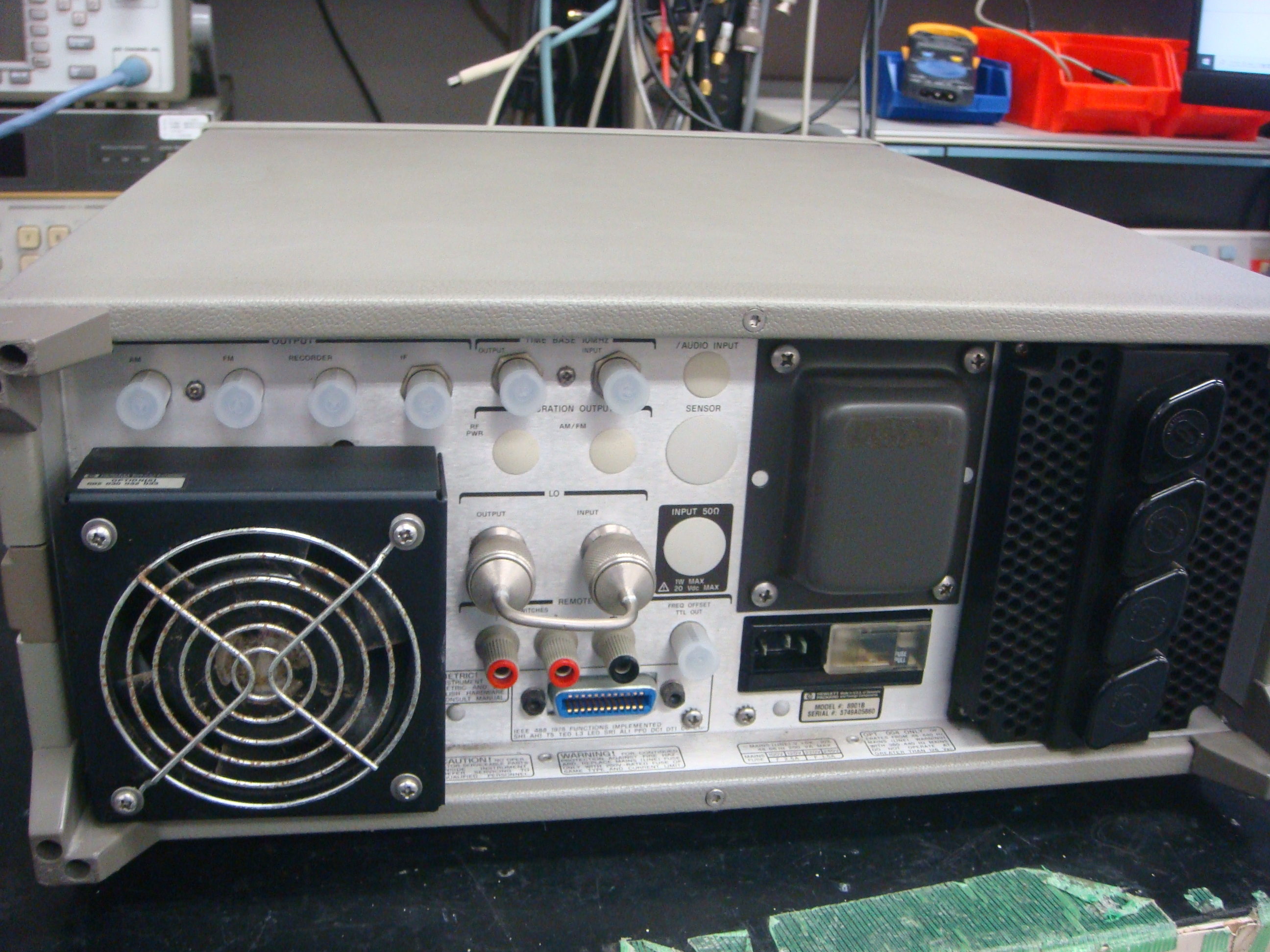 8901B /002/030/032/0331.3GHz Modulation Analyzer