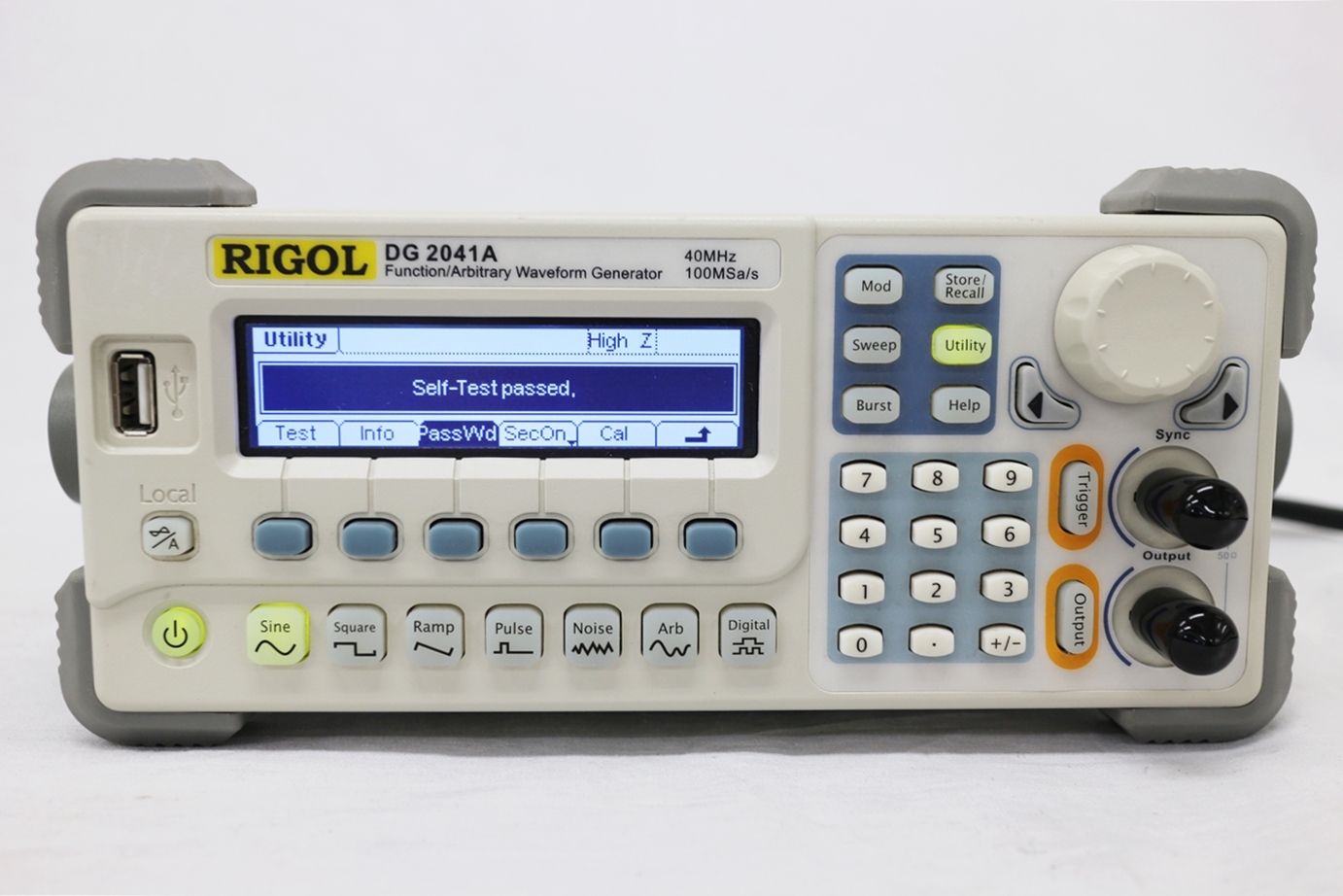 DG2041A40MHz Function Generator