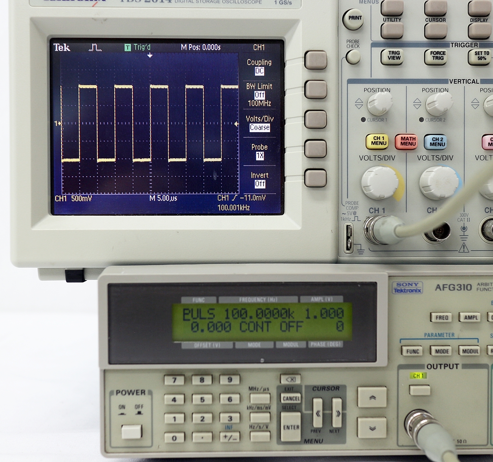 AFG31016 MHz Arbitrary Function Generator