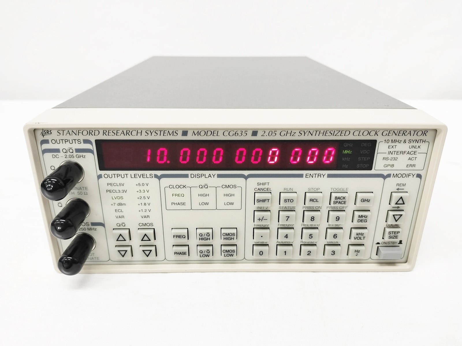 CG635Synthesized Clock Generator