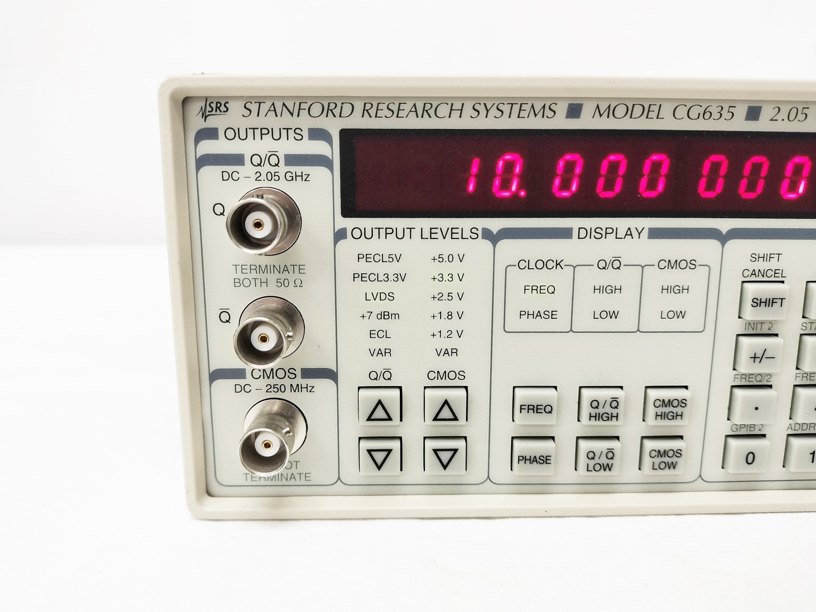 CG635Synthesized Clock Generator