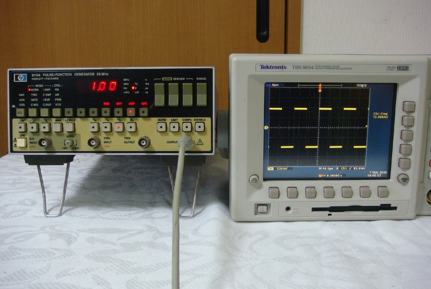 8116A /00150MHz Pulse /Function Generator