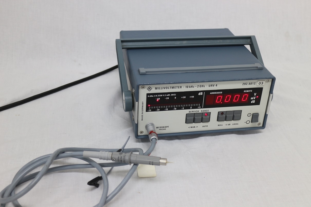 URV04 -03100K-1GHz 700uV-10V RF Milivolt Meter 