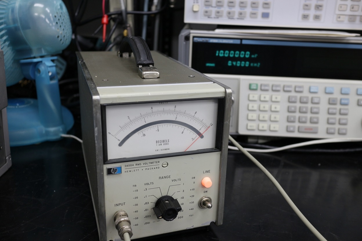 3400A10Hz-10MHz RMS Voltmeter