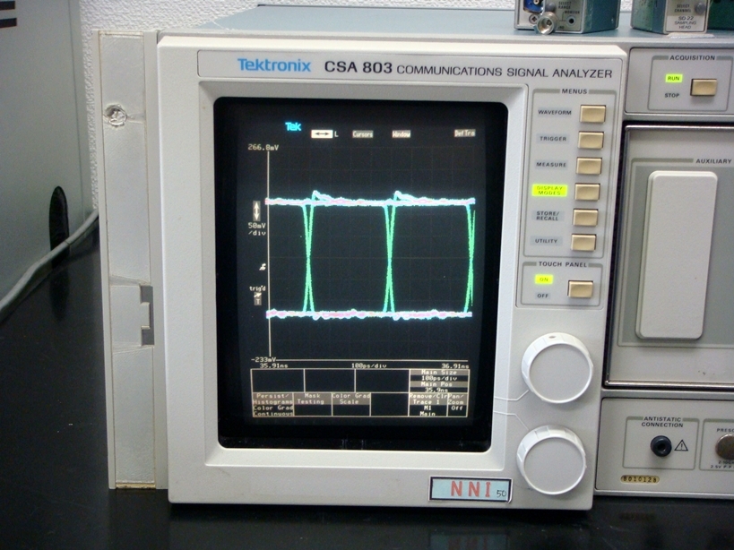 CSA803Digital Oscilloscope Main Frame