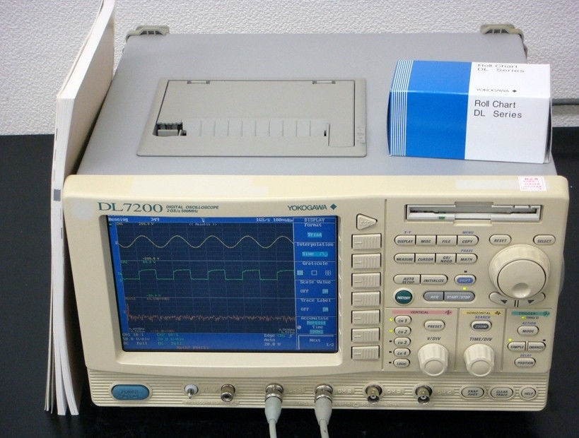 DL7200DC-500MHz 4ch 2GS/s 4MW Digital Oscilloscope 