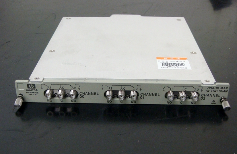 44476AMicrowave Switch SPST*3 DC-18GHz