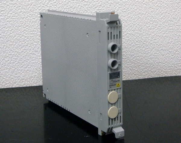 7026151ch 100m-500V 400KHz Voltage Input Unit