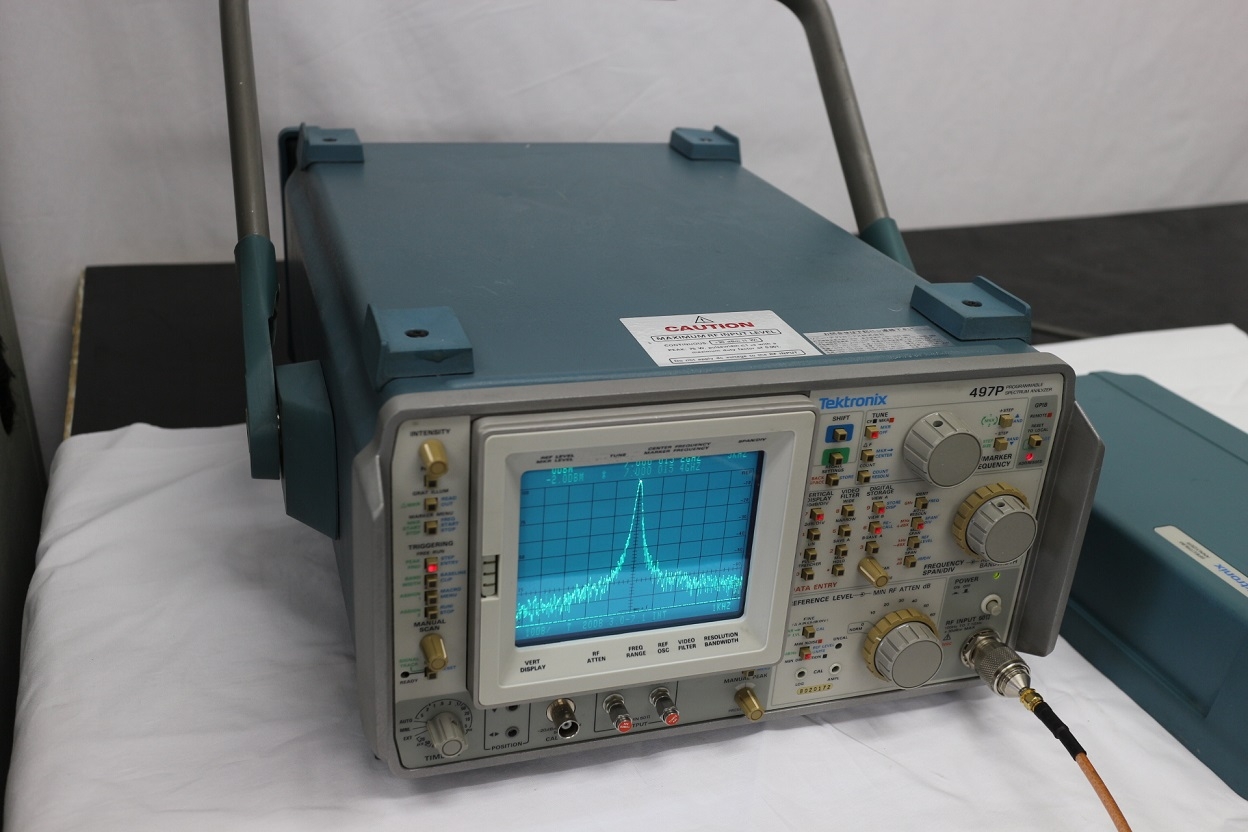 497P100Hz-7GHz Spectrum Analyzer