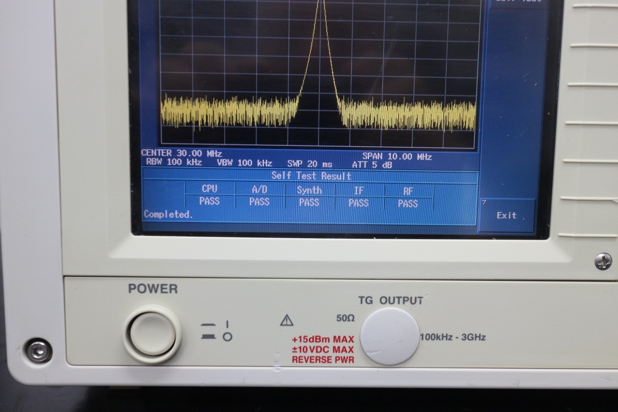 R31329KHz-3GHz Spectrum Analyzer