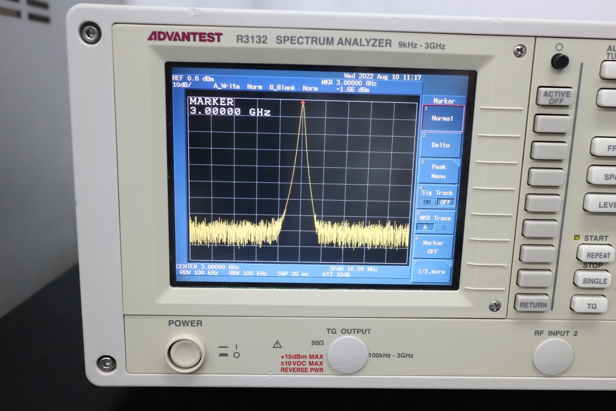 R31329KHz-3GHz Spectrum Analyzer