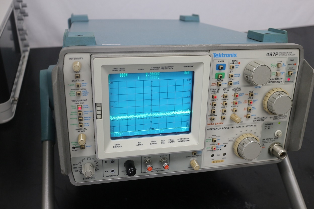 497P100Hz-7.1GHz Spectrum Analyzer