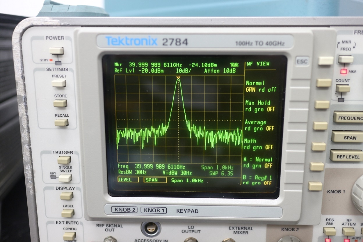 2784100Hz-40Gz Spectrum Analyzer