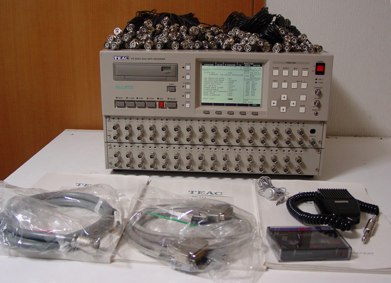 RX-803232ch DC-20KHz 8mm Data Recorder