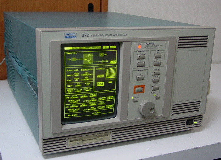 372100V 1A Semiconductor Parameter Analyzer