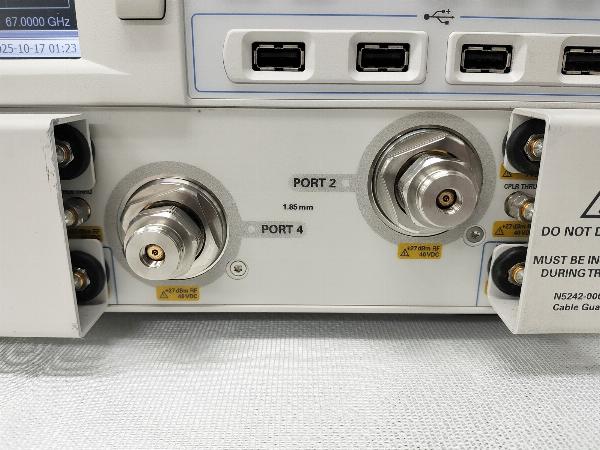 N5247APNA-X 67GHz ネットワークアナライザ