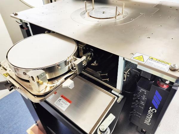 SUMMIT 11000B200mmウェハ マニュアルプローブシステム