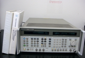 8664A /001,0043GHz Synthesized Signal Generator