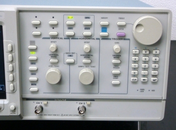 AWG420 /01/03/05200MHz 16bit 2ch Airbitarity Waveform Generator