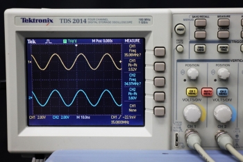 AM30035MHz Dual Channel Function Generator