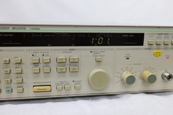 MG2502B1Hz-600MHz Frequency Synthesizer