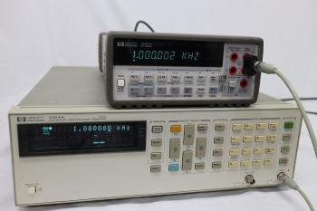 3324A 001/002/H0221MHz Synthesized Function Sweep Generator