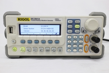 DG2041A40MHz Function Generator