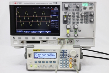 DG2041A40MHz Function Generator