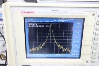 8665B /001/004100KHz -6GHz Signal Generator