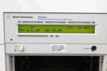 E5260AIV Analyzer 8-Slot Mainframe