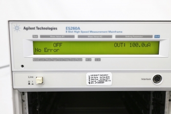 E5260AIV Analyzer 8-Slot Mainframe