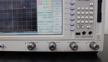 R3860A/1400-2010300kHz-20GHz 4port RF compornent analyzer