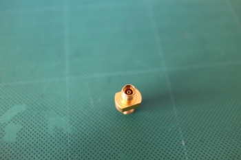 APC3.5mm (f)-(f) adaptor Gold