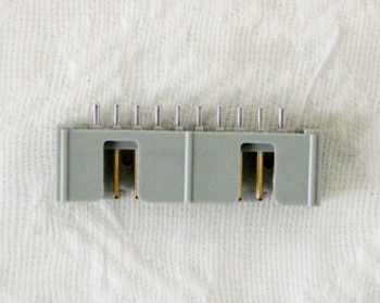 1251-8106Connector-Header through-hole