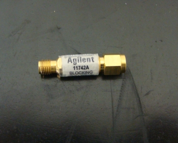 11742A0.045-26.5GHz 50V Blocking Capacitor