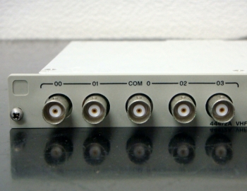 44472ADC-300MHz 1*4 2units VHF Switch