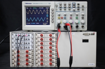 U8793Arbitrary waveform generating unit