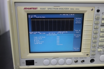 R3267 /01/73100Hz-8GHz Spectrum Analyzer